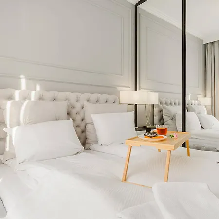 Shortstaypoland Premium Herbu Korczak